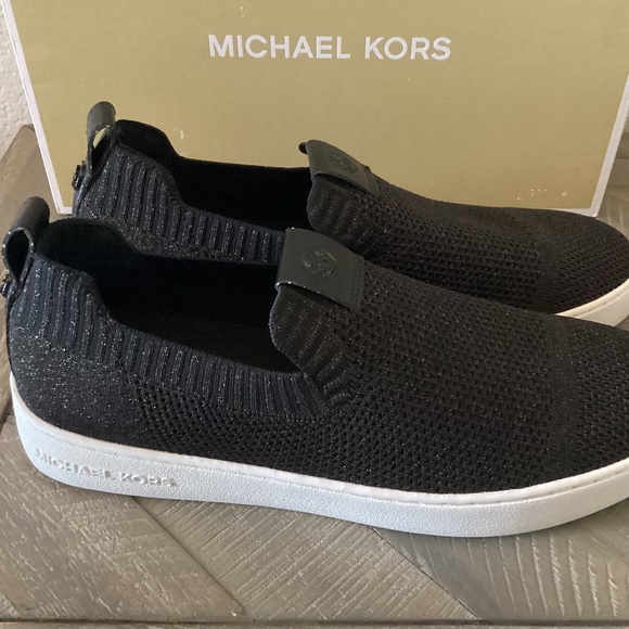 MICHAEL MICHAEL KORS Women's Juno Knit Slip-On Sneakers, size 9 - Picture 1 of 10